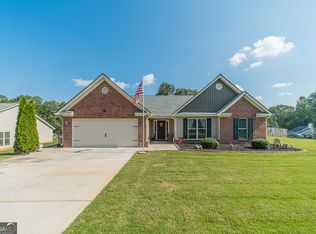 23 Pierce Trl, Winder, GA 30680