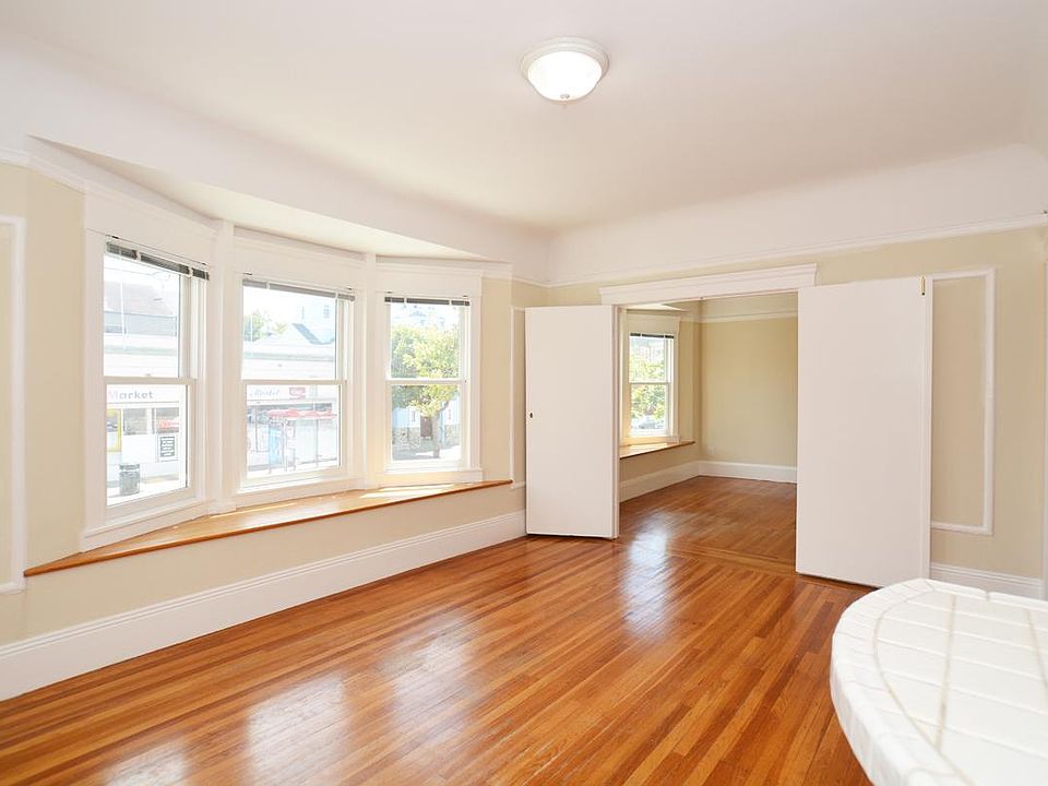 1st image of 5700 California St #5