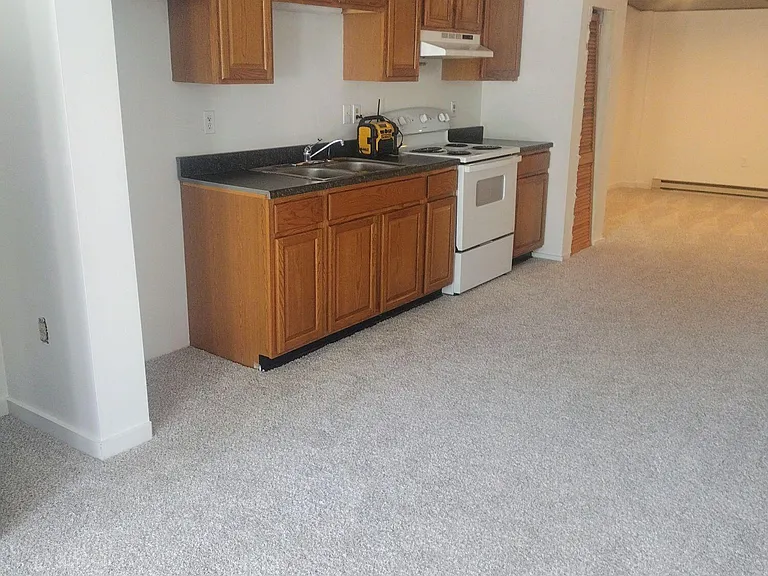 203 N 4th St #3 — Photo 4