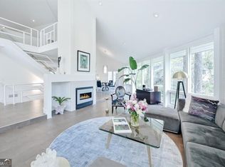 625 Idlewood Dr, Sandy Springs, GA 30327