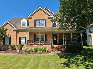 712 Las Olas Ct, Chesapeake, VA 23322