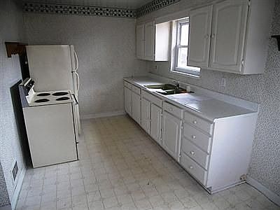 2nd image of 5022 Lindbergh Blvd