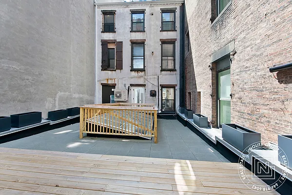Rented by Nolita Group | media 11