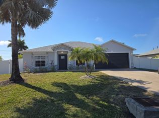 110 SE 46th Ln, Cape Coral, FL 33904