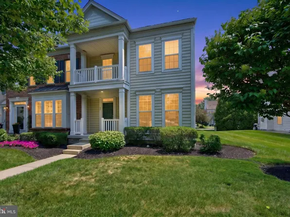 57 Williams Dr, Fountainville, PA 18923