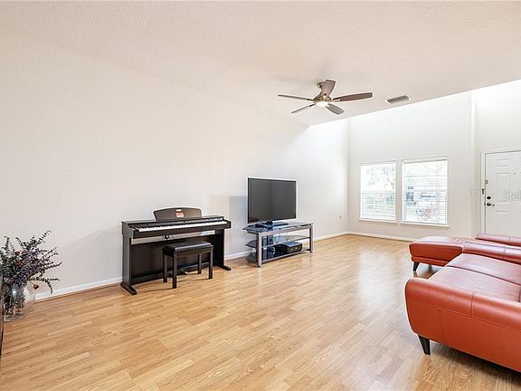5th image of 16306 Newbury Palms Ct