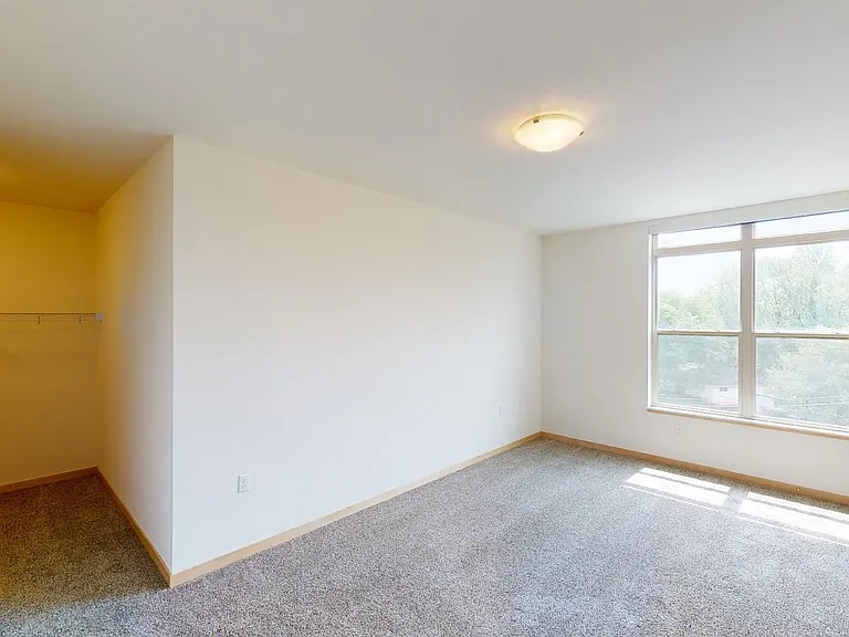 Tyberius Terrace Apartments — Photo 61