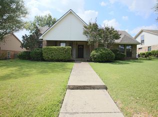 4028 Cedarview Rd, Dallas, TX 75287