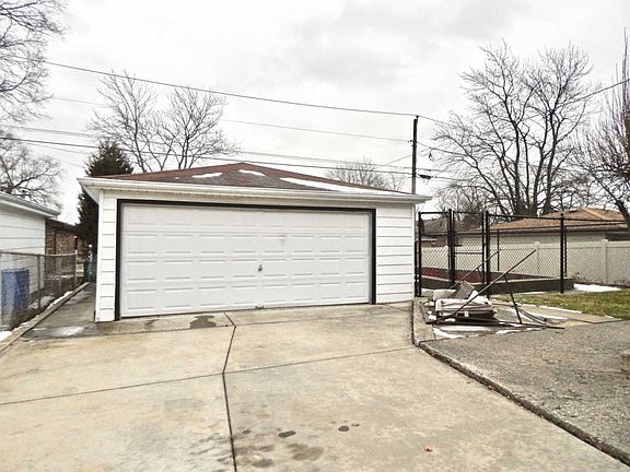4th image of 9405 S 81st Ave