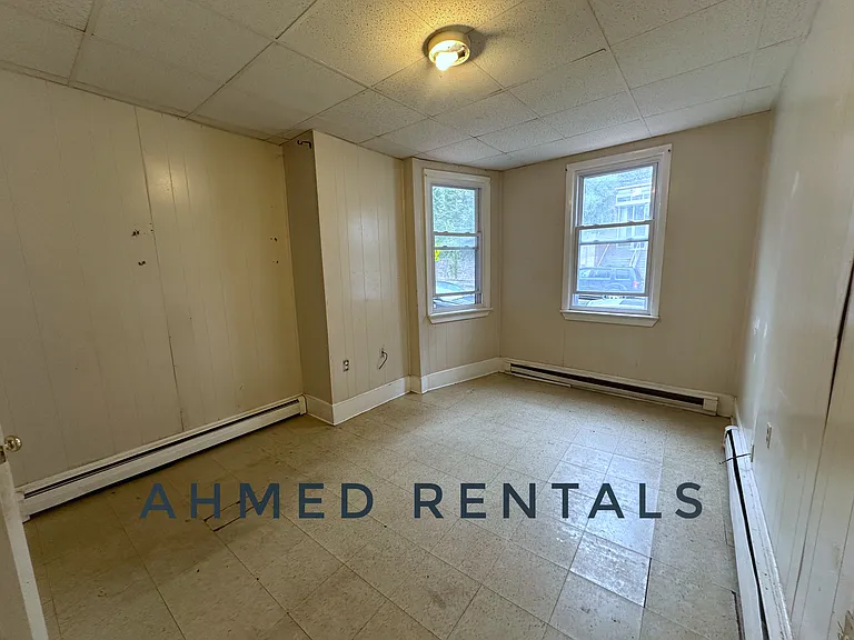 871 Congress St #4 — Photo 6