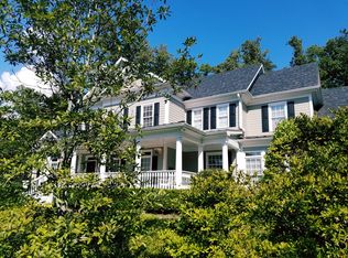 708 Hampton Roads Dr, Knoxville, TN 37934