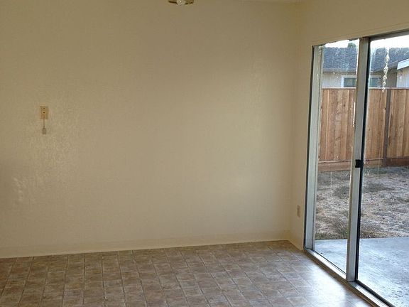 3rd image of 1715 Arroyo De Oro