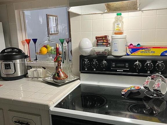 4th image of 14501 N Kendall Dr #107-H