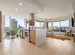 1020 Harwood St #1402, Vancouver, BC V6E 4R1