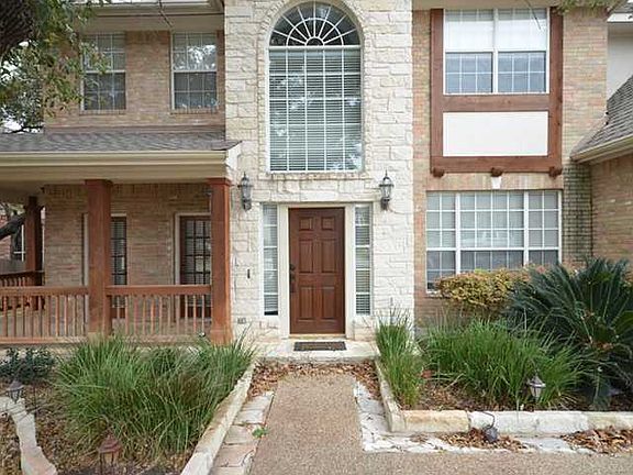2nd image of 1341 River Forest Dr