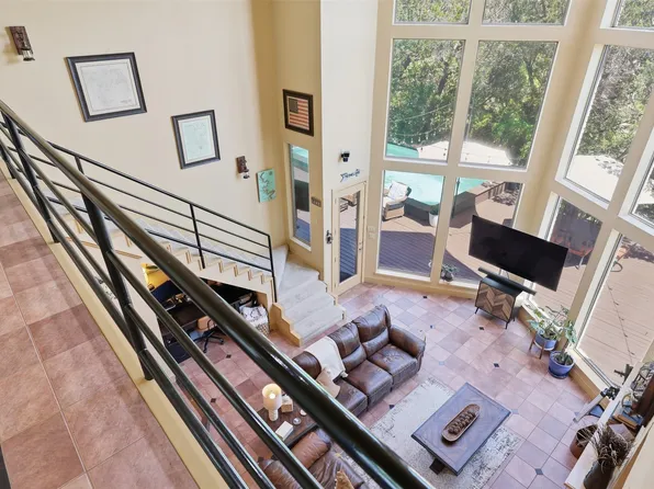 1911 Wigeon St, Granbury, TX 76049