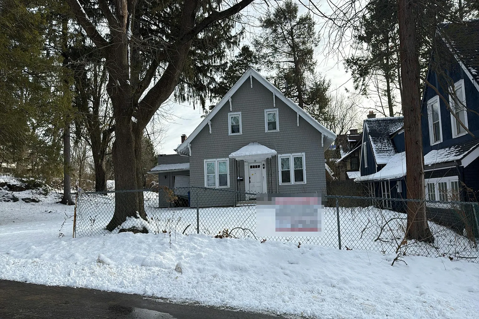 28 Trowbridge St photo 1