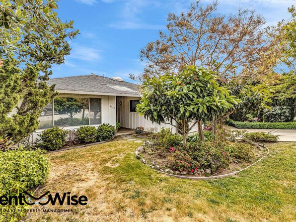 2709 Debbie Ct
