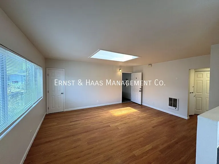 840 Walnut Ave #D — Photo 4