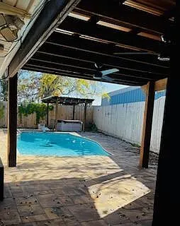 209 Douglas Dr — Photo 17