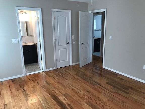 4th image of 14043 243rd St
