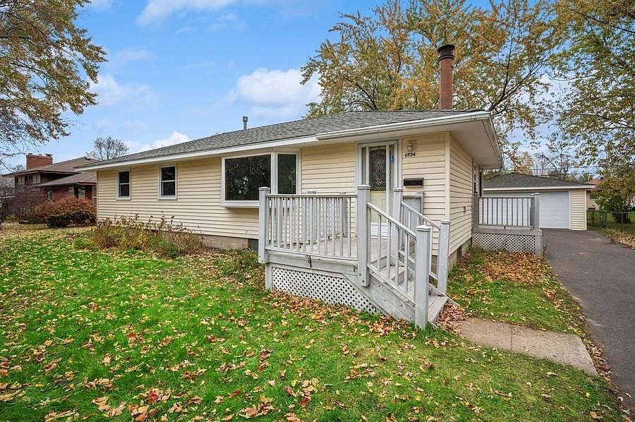 1st image of 6924 Regent Ave N