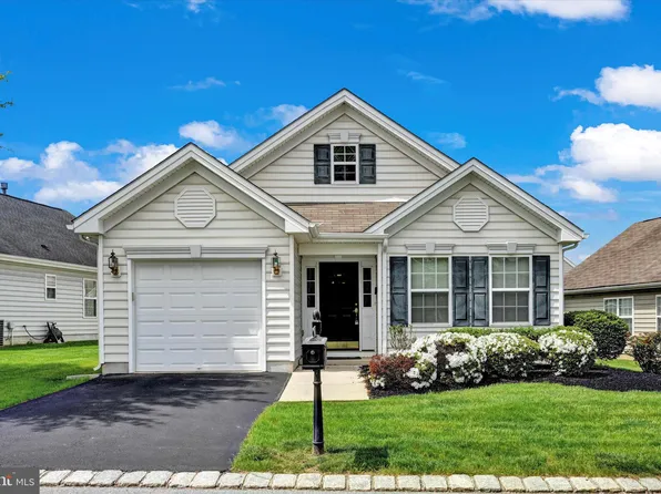 1547 Emerson Dr, Mount Joy, PA 17552