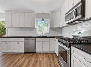 1549 Independence Ave, Chaska, MN 55318