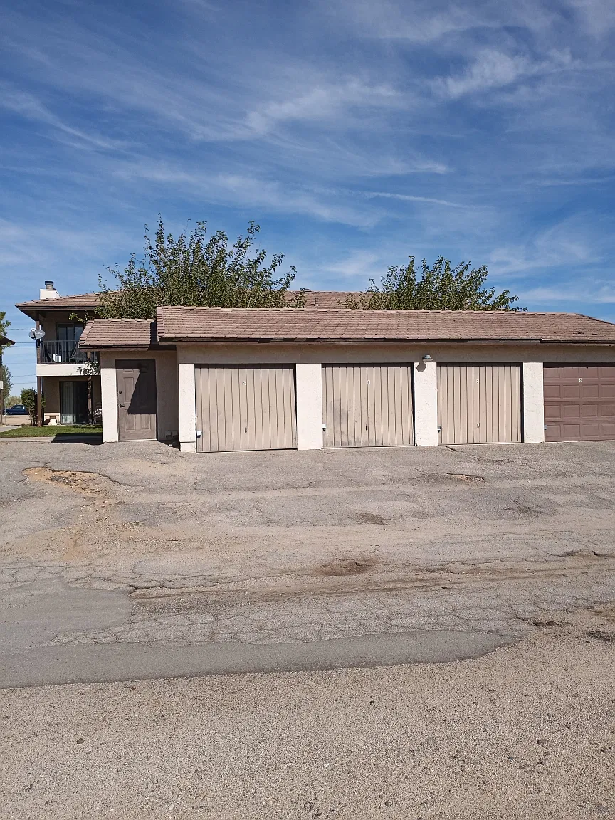 2 bed, 650 sqft, $1,850 — Photo 2