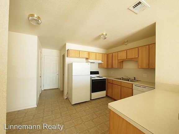 4th image of 4102 Nadine Dr APT B