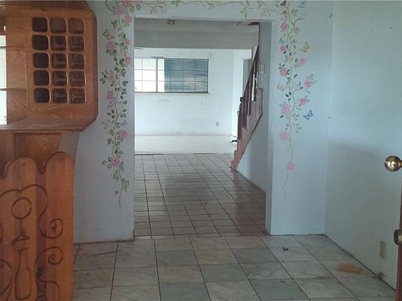 2nd image of 8209 County Road 509