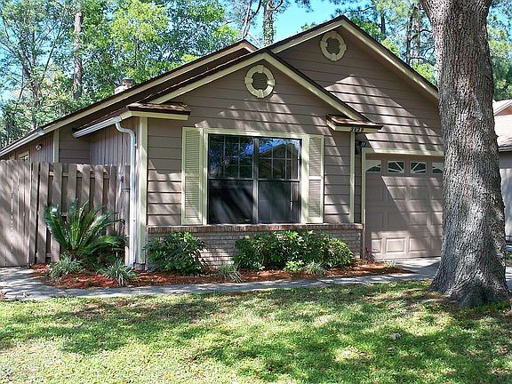 2nd image of 3829 Millpoint Dr