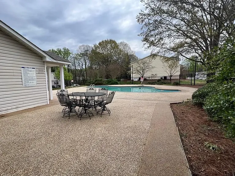 5639 Hornaday Rd #B — Photo 20