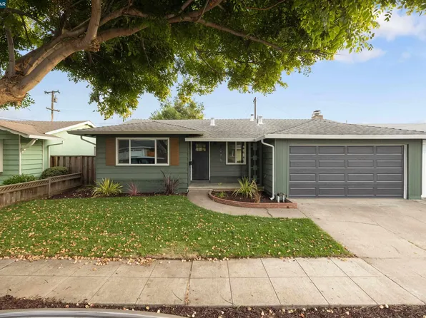 1076 Edgemere Ln, Hayward, CA 94545
