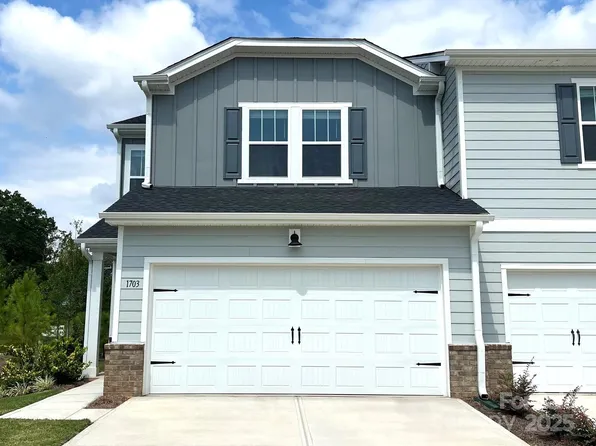 1703 Braemar Village Dr, Monroe, NC 28110