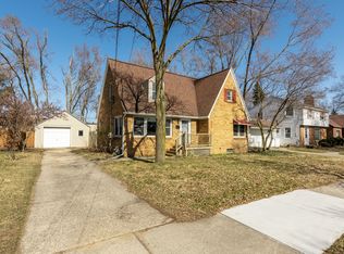 929 Eleanor St NE, Grand Rapids, MI 49505
