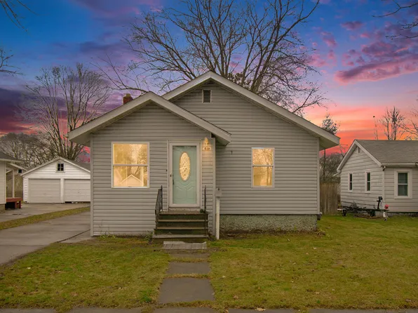 610 N Prospect St, Sturgis, MI 49091