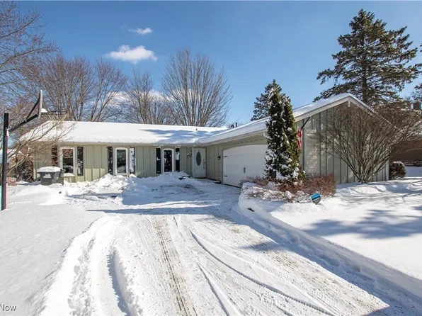 991 Sugarmaple Ln, Brunswick, OH 44212
