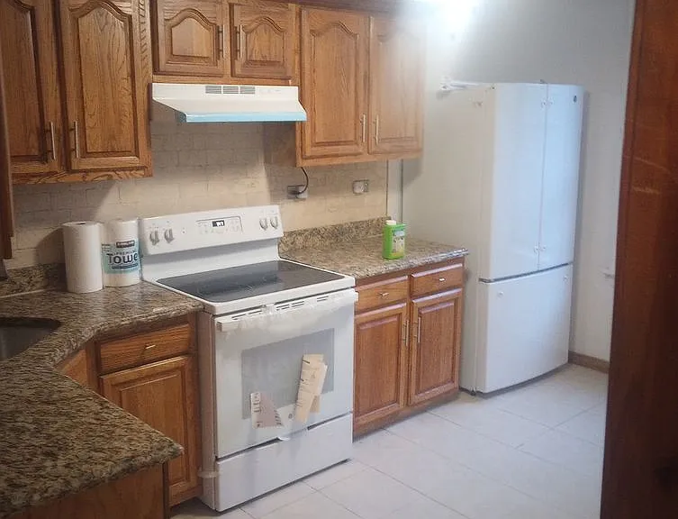 692 New York Ave #2 — Photo 1
