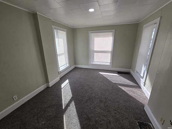 4th image of 1103 North St