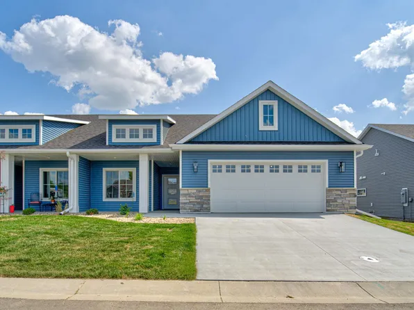 902 11th Pl NW, Kasson, MN 55944