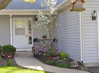 603 Drom Ct, Antioch, IL 60002