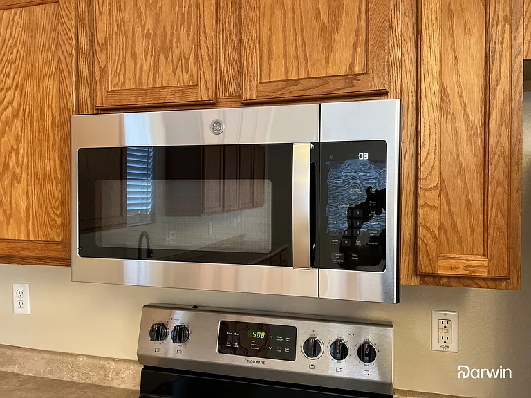 17472 W Watson Ln — Photo 6