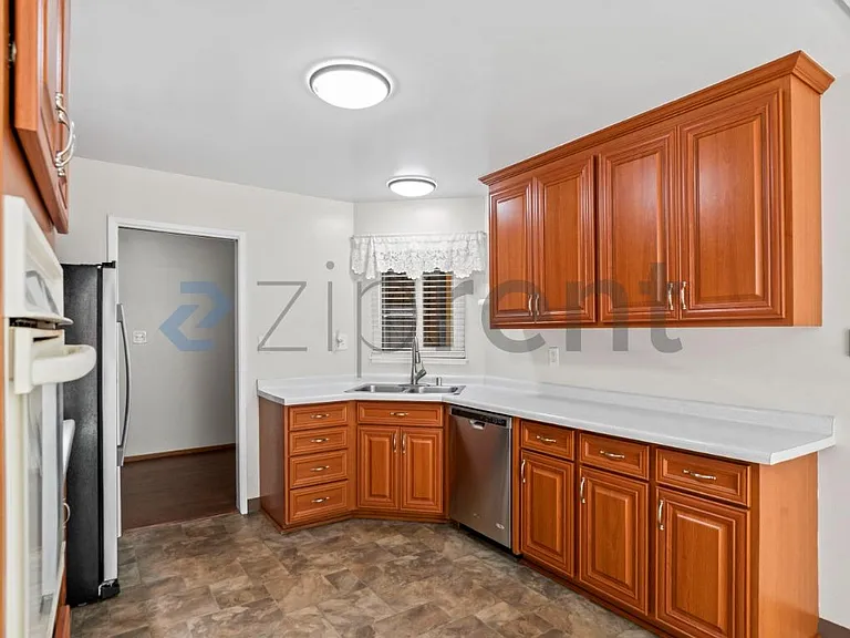 2923 Birmingham Dr — Photo 12