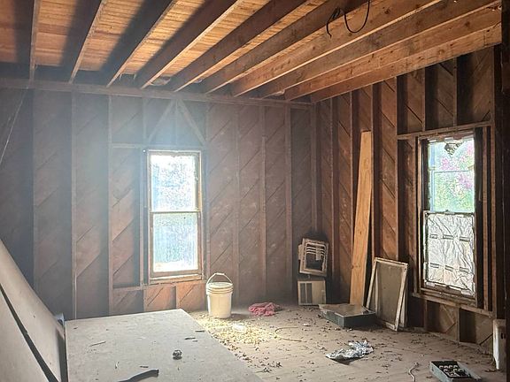 2nd image of 729 Park St
