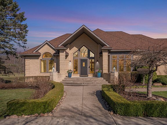 3rd image of 5558 Pinecrest Estates Dr
