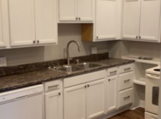 416 Semple St APT 2, Pittsburgh, PA 15213