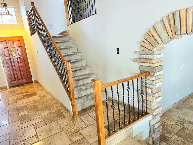 4106 E Becker Ln — Photo 17