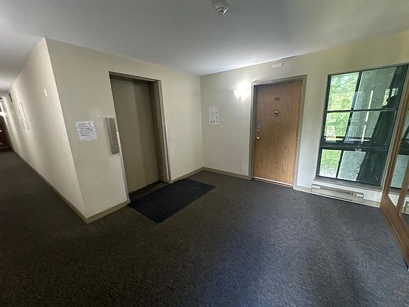 3rd image of 9682 134th St #401