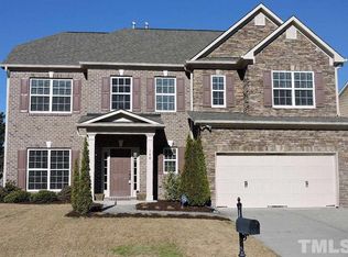 140 Windrush Ln, Durham, NC 27703